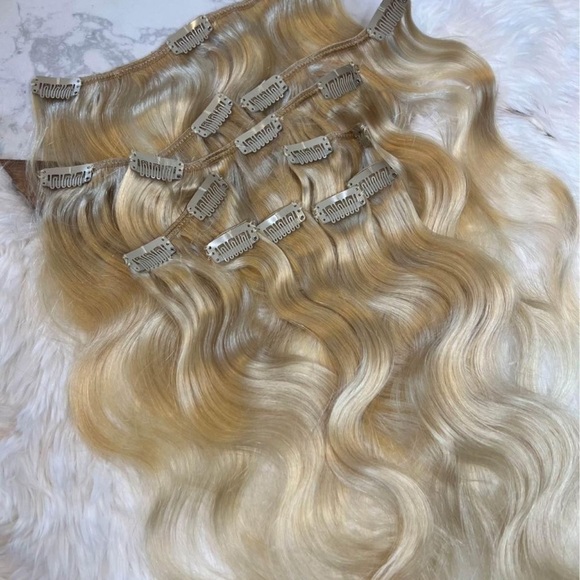 16 Inch body Wave Clip In light Blonde  #613 100% Human hair extensions - Picture 4 of 6
